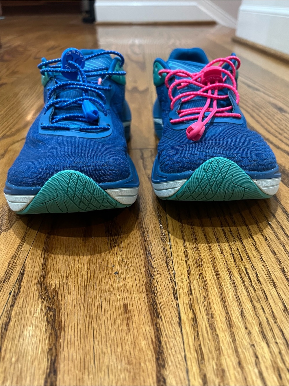 Topo Athletic Women’s Ultrafly 5 Sz 9.5 Blue/Aqua Running/Walking Stability Shoe - Picture 3 of 9
